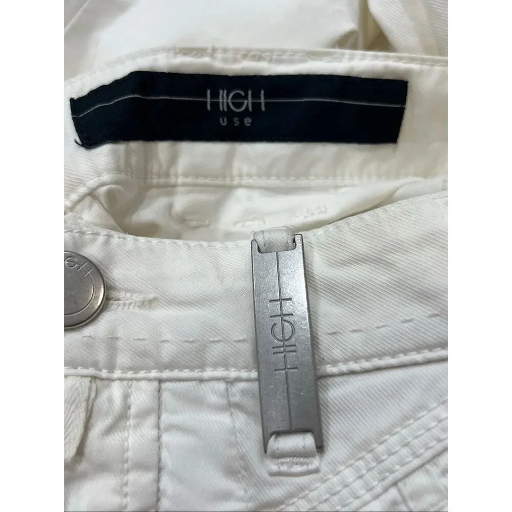 High Use By Claire Campbell Women's Tapered Trickster Pants Cream Size 4 NWT